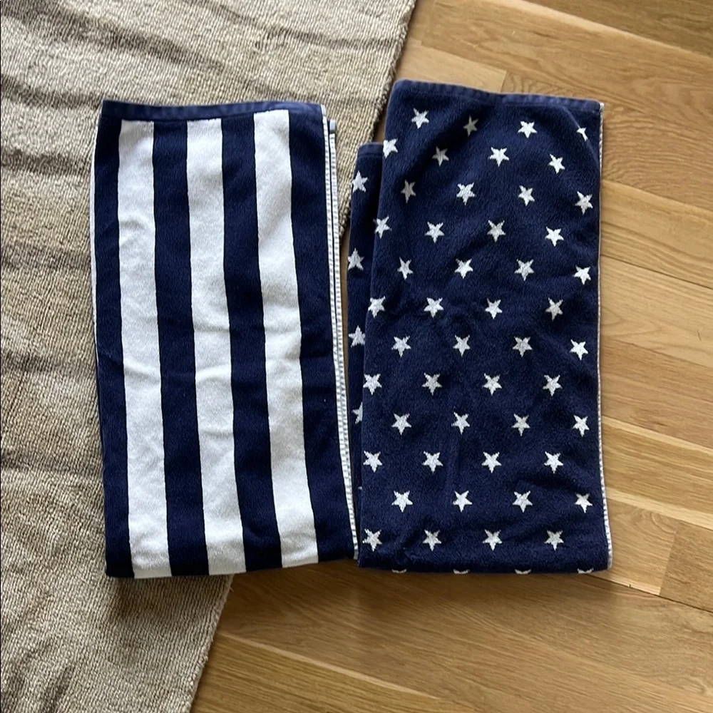 Pottery Barn Kids Navy and White Star & Stripe Beach/Bath Towels